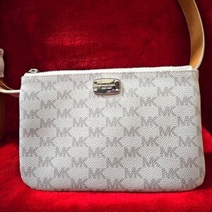 Michael Kors-Belt Bag-White & Gray Signature